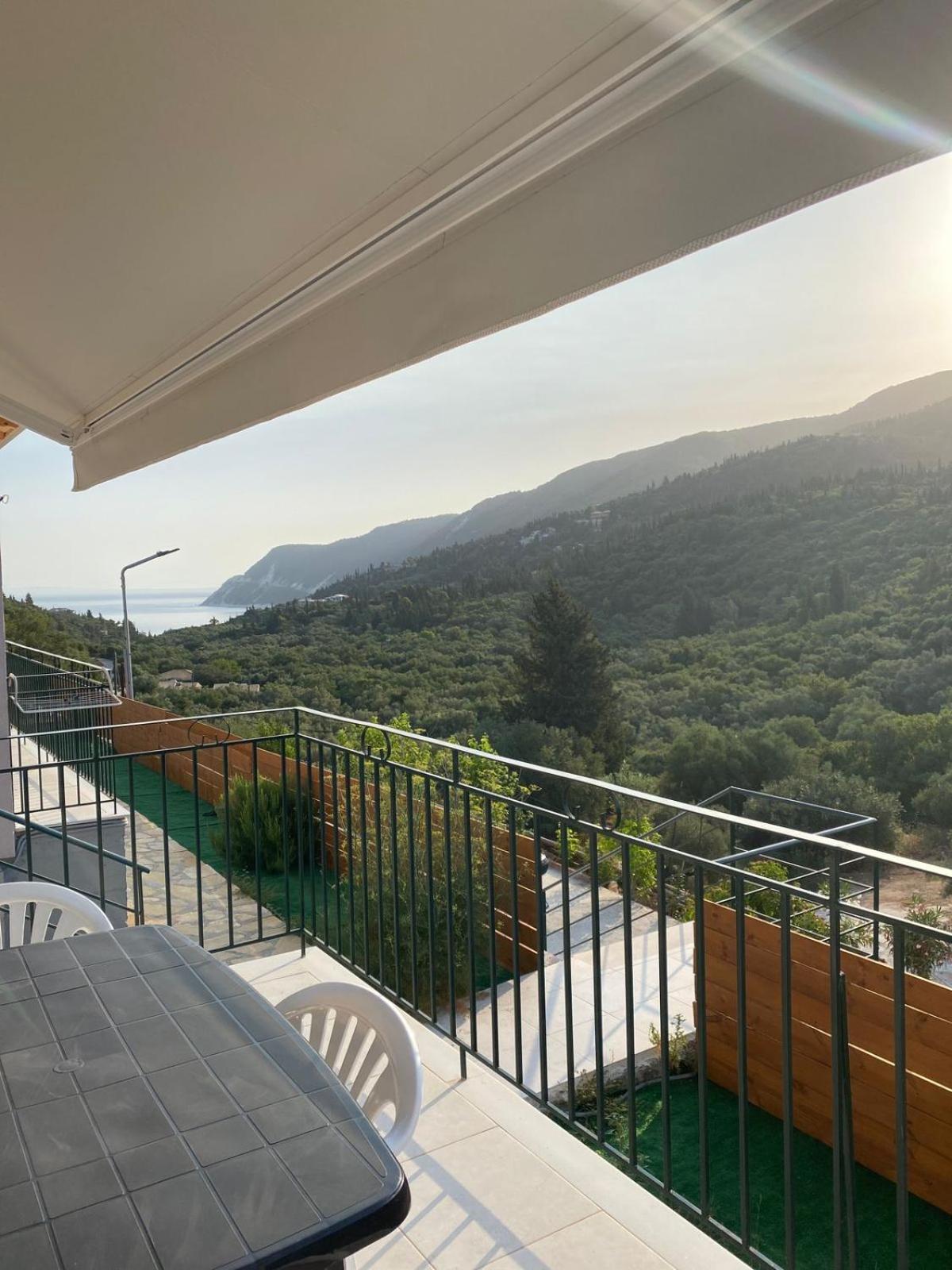 Babis Apartment Agios Nikitas Áyios Nikítas Exterior foto